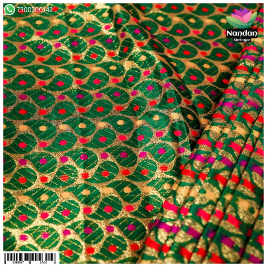 Zari kaam Vastra - Green