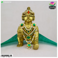 Jadaau Panna Haar - Silver Jadaau Panna Haar - Silver