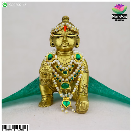 Jadaau Panna Haar - Silver